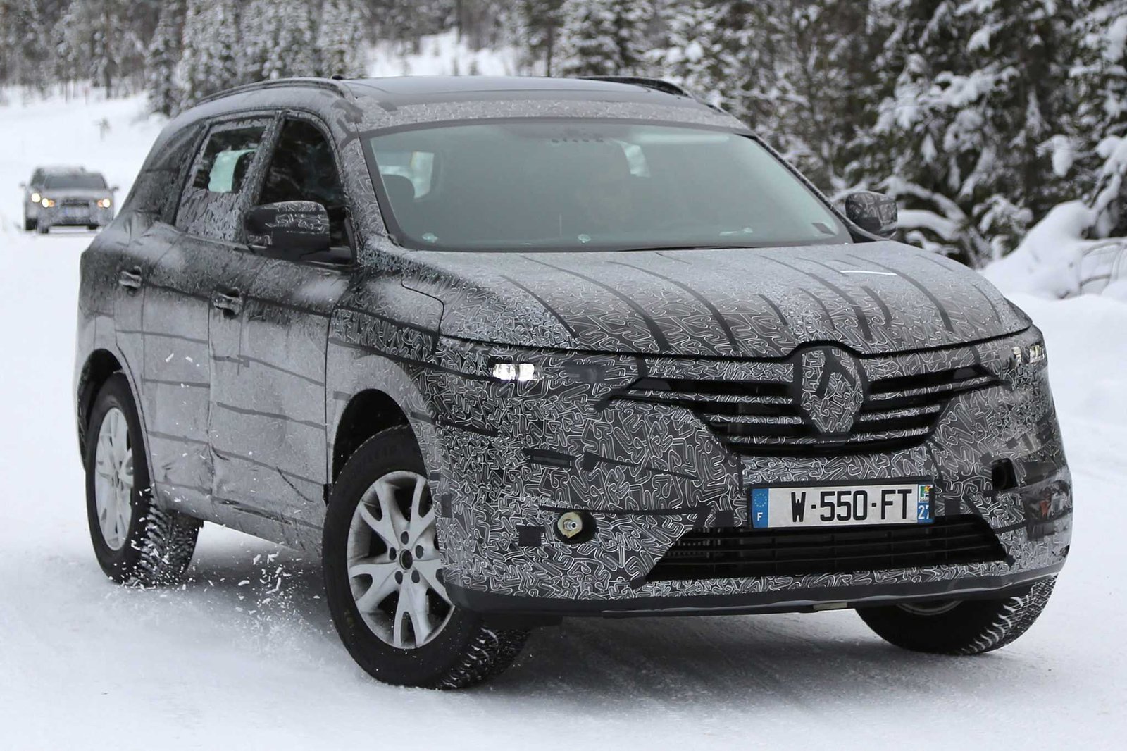 Renault Koleos C-shaped LED