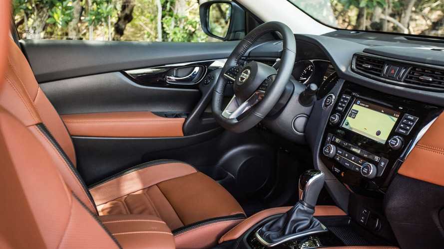 2017 Nissan Rogue Hybrid Interiors