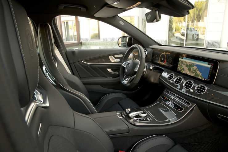Mercedes AMG E 63 Interior